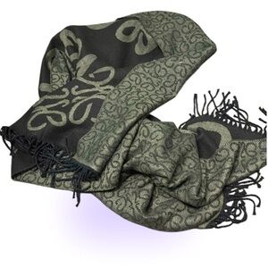 Elegant Black and Gray Patterned oversized Scarf